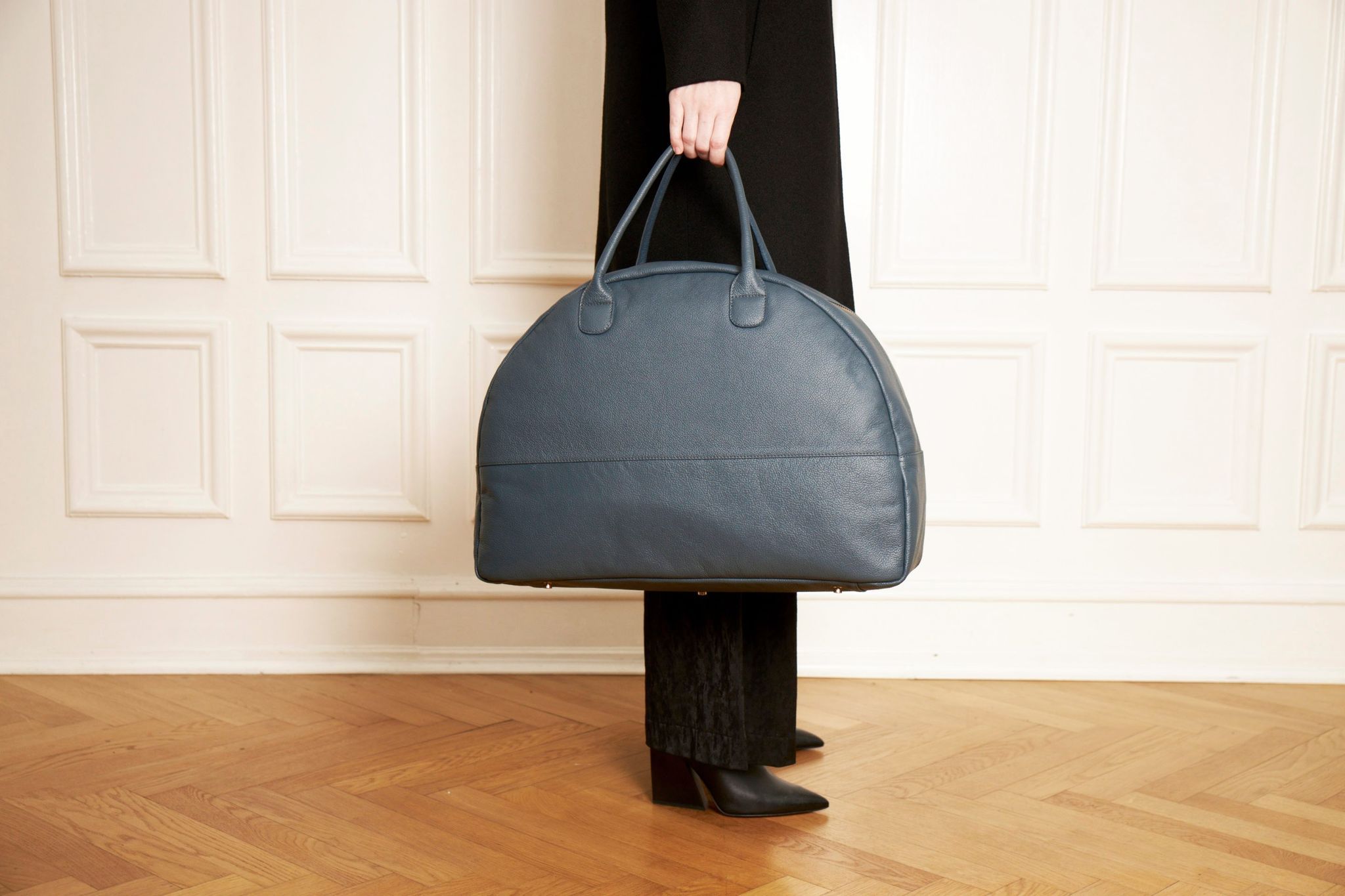 Leather bags - A New Story