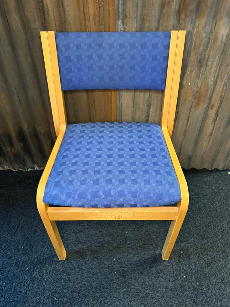 Konferencestol I Blåt Betræk - A New Story