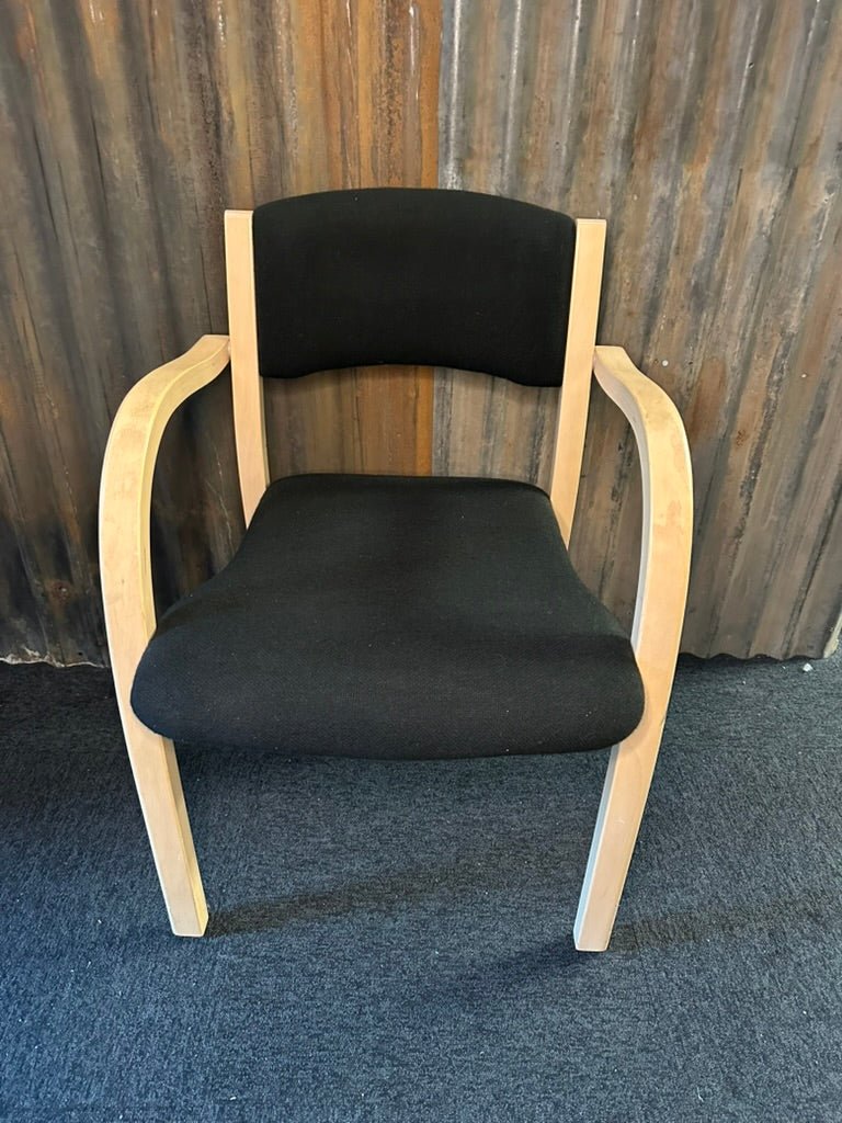 EFG Konferencestol - A New Story