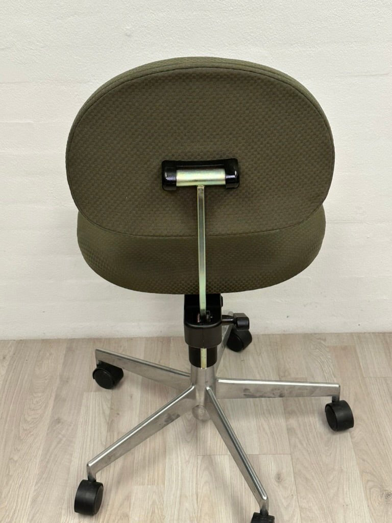 Labofa Upcycled Kontorstol - A New Story