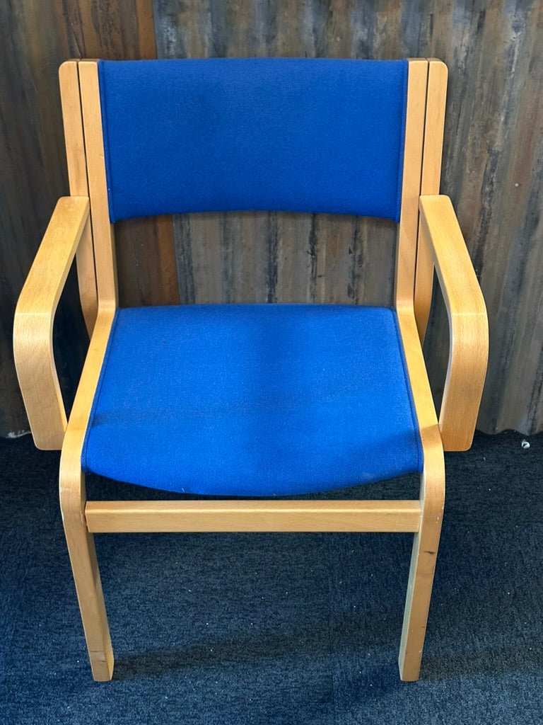 Magnus Olsen Mødestol - A New Story